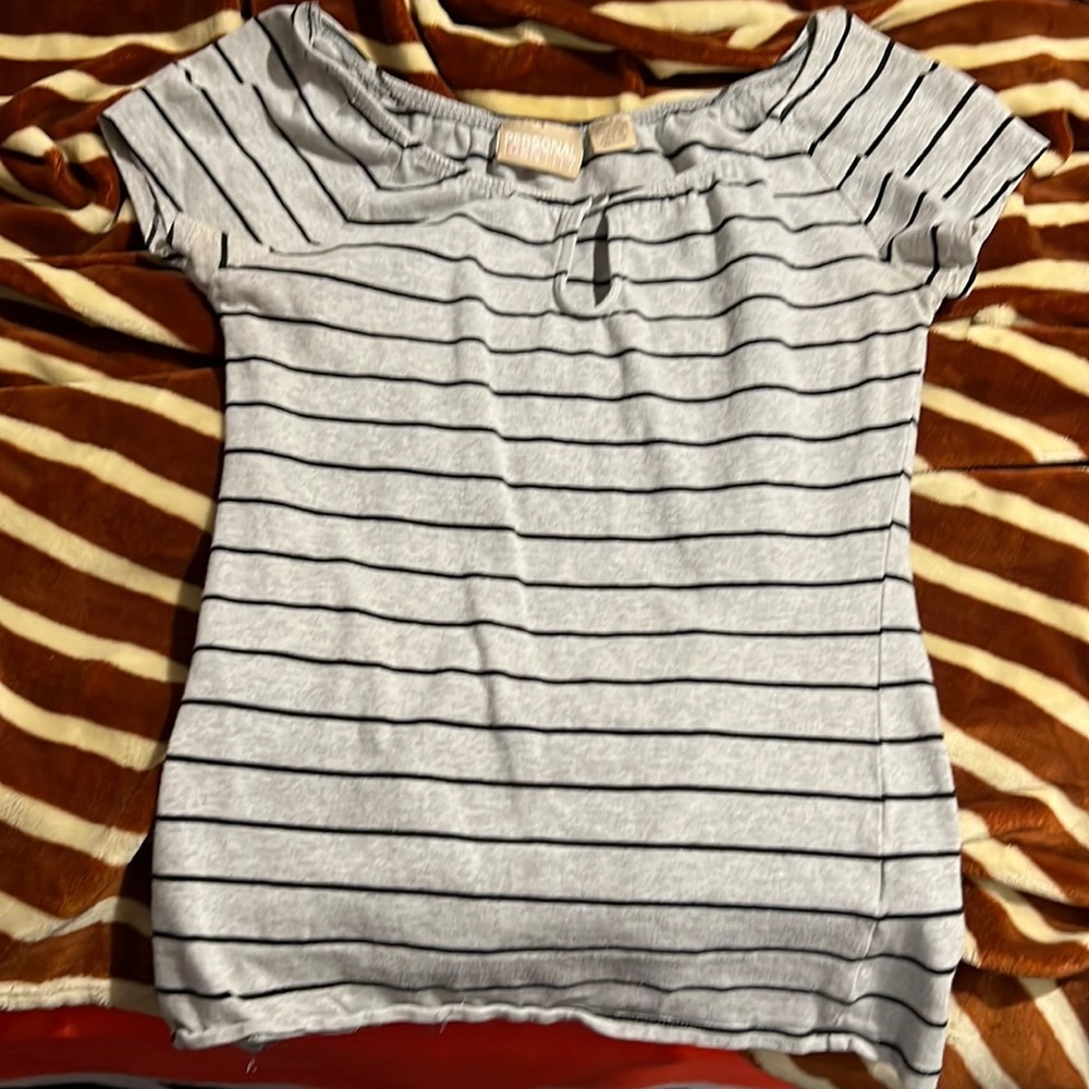 Cute peep hole shirt.